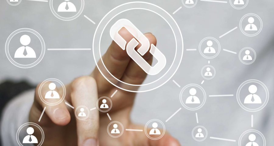 Someone using a link to connect with other websites